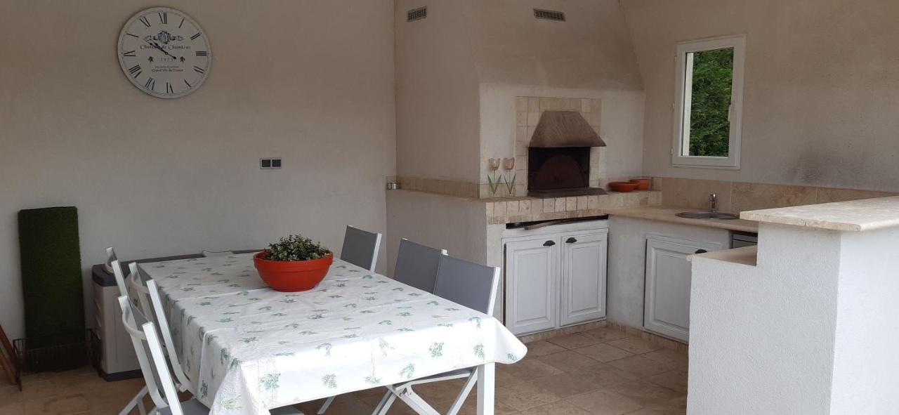 Villa Jasmin Régusse מראה חיצוני תמונה